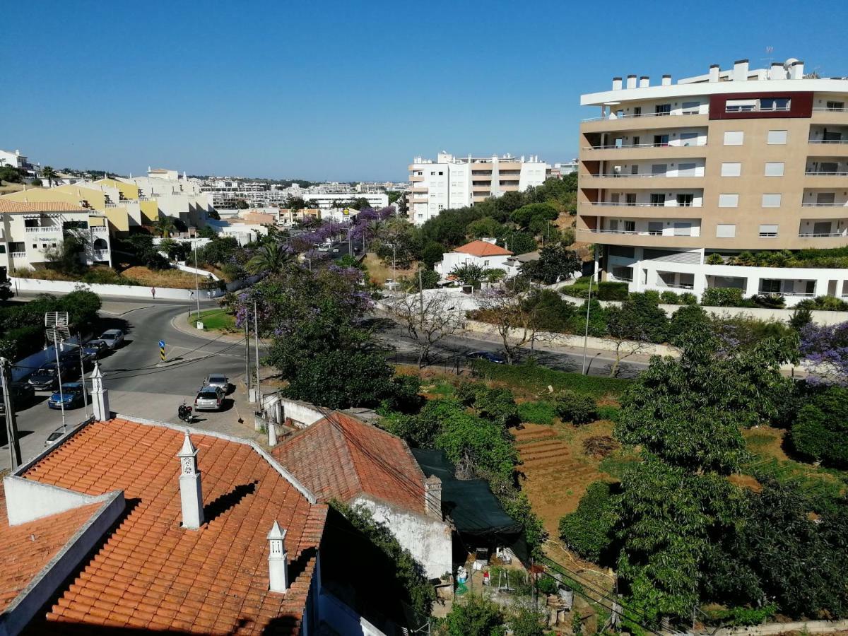 Ocean'S 7 - Lagos Guest House Bagian luar foto